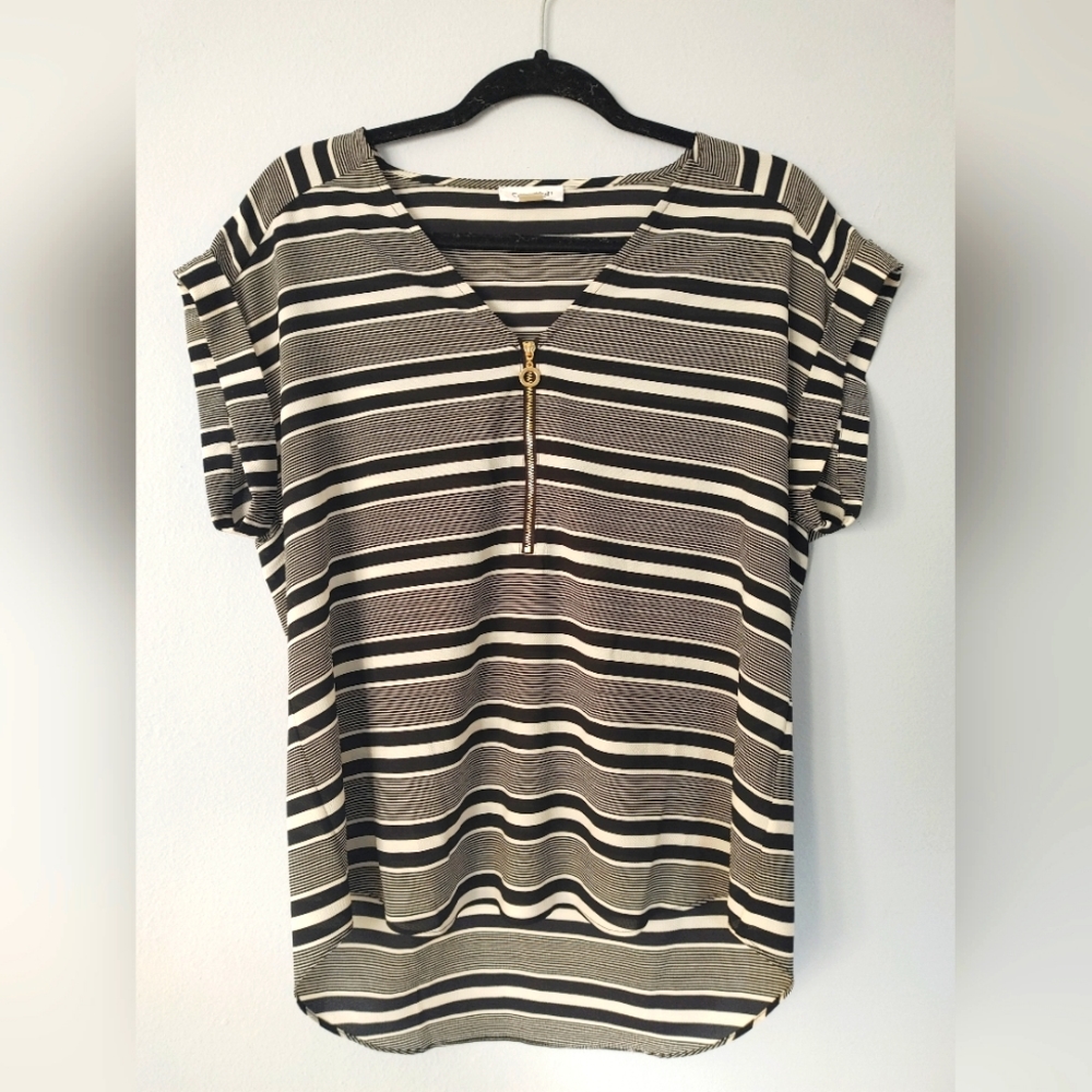 Like NEW Calvin Klein striped top with gold zipper